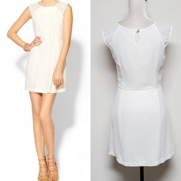 𝅺ANTHROPOLOGIE Skies Are Blue Sunday Stroll Ivory Cap Sleeve Pleated Dress Small - Picture 1 of 12